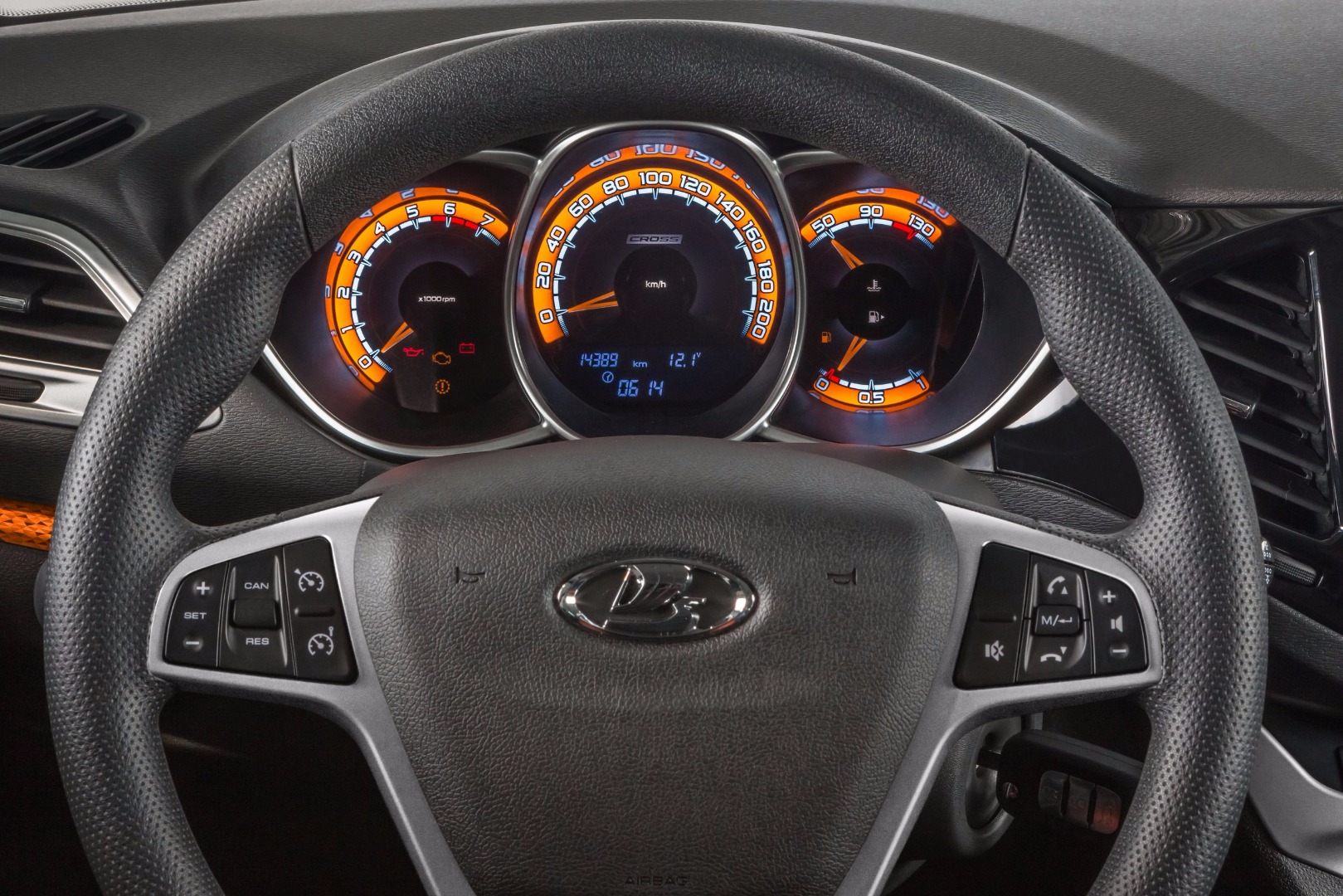 LADA Vesta SW Cross и LADA Vesta SW. Новая философия комфорта и функциональности