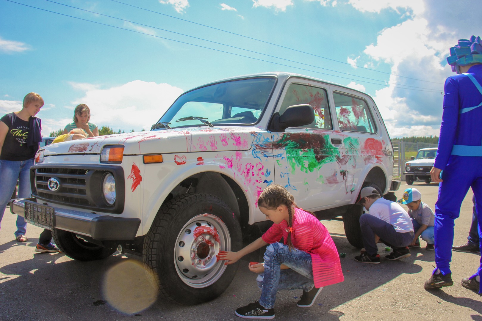 15 июля состоялось Празднование 40-летия LADA 4x4 в автосалоне АВТОЛИГА