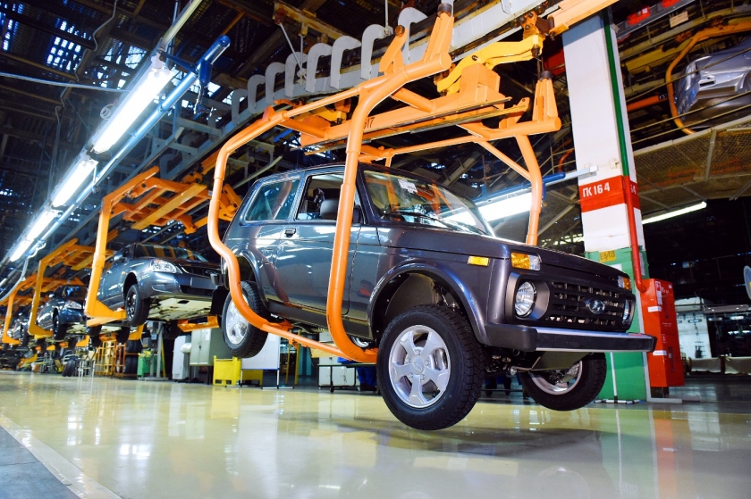 5 апреля исполняется 40 лет LADA 4х4