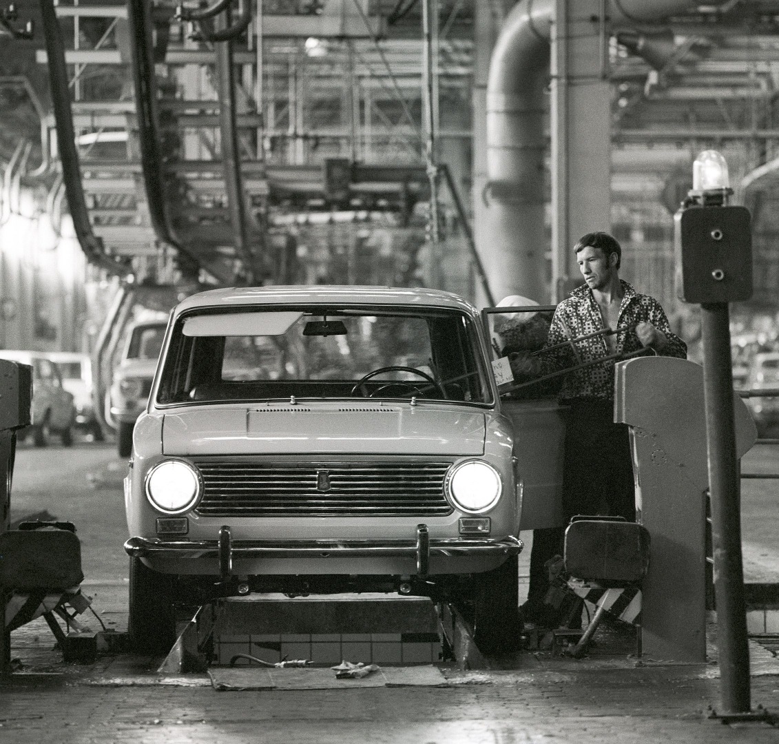 С праздником! С днем рождения Легендарной LADA 2101!
