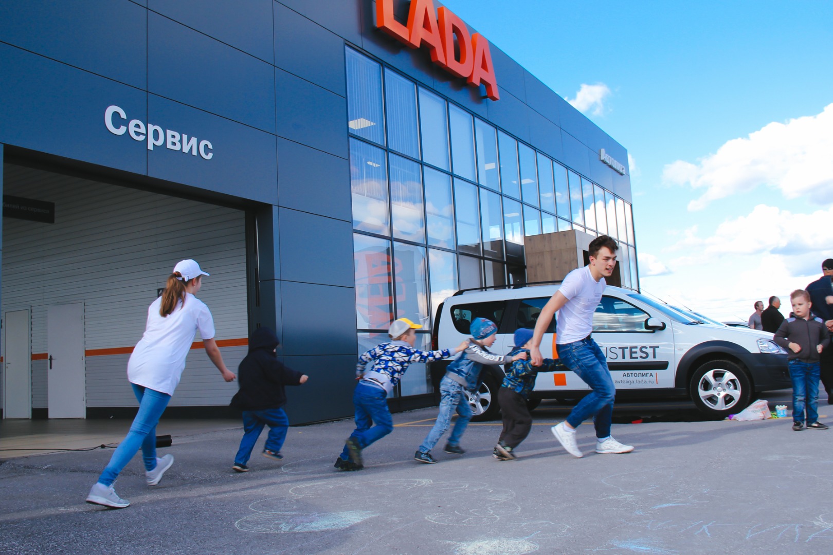 презентация и старт продаж LADA Vesta Cross